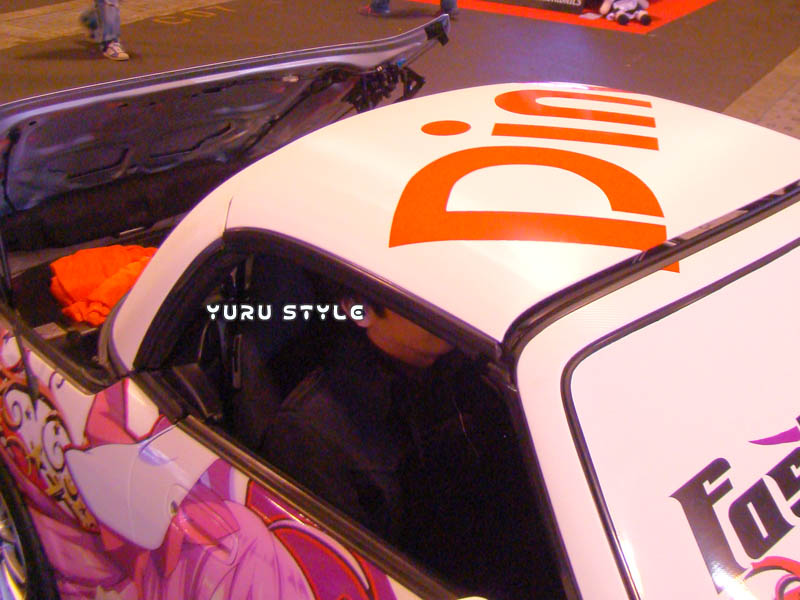 Dinoロゴが入ってマス!