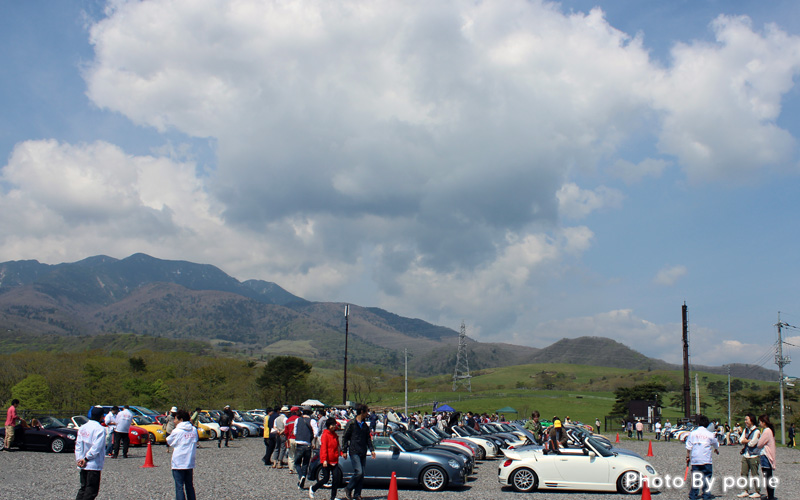 高原らしい空の下、コペンがいっぱい!